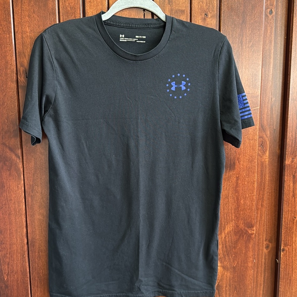 Under Armour Black Short Sleeve Tee
